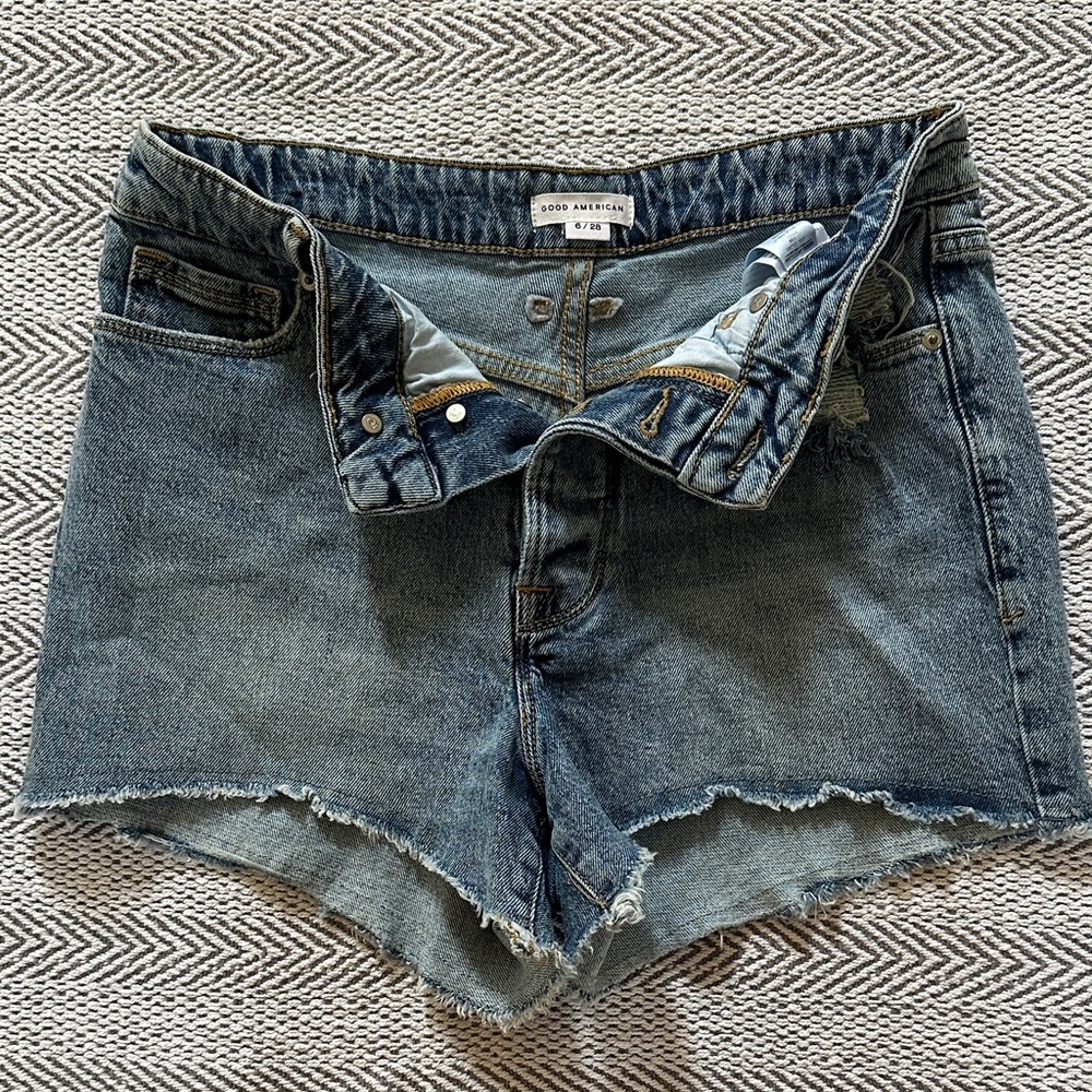 Good American Jean Shorts - Classic Blue